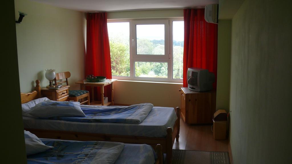 Villa Climate Guest House Varna ภายนอก รูปภาพ