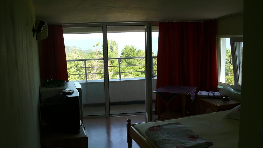 Villa Climate Guest House Varna ภายนอก รูปภาพ